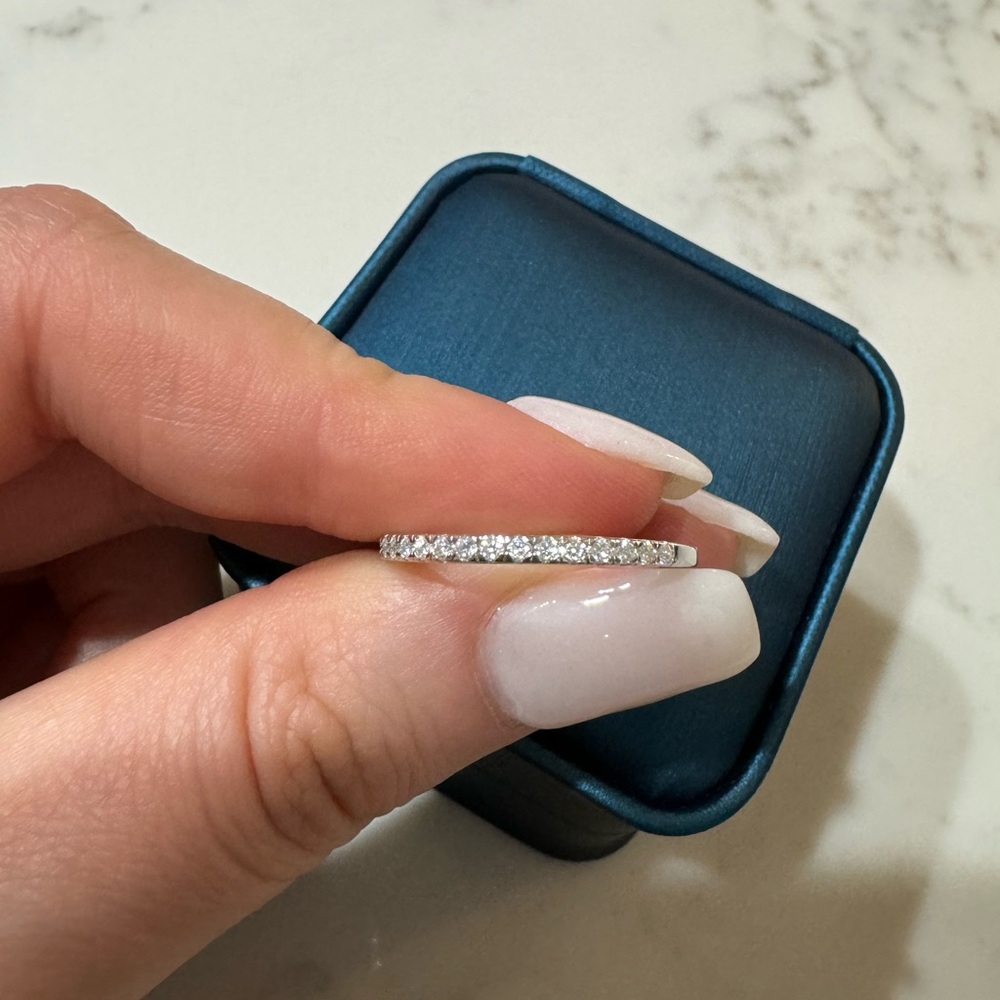 Moissanite wedding band - Picture 3 of 9
